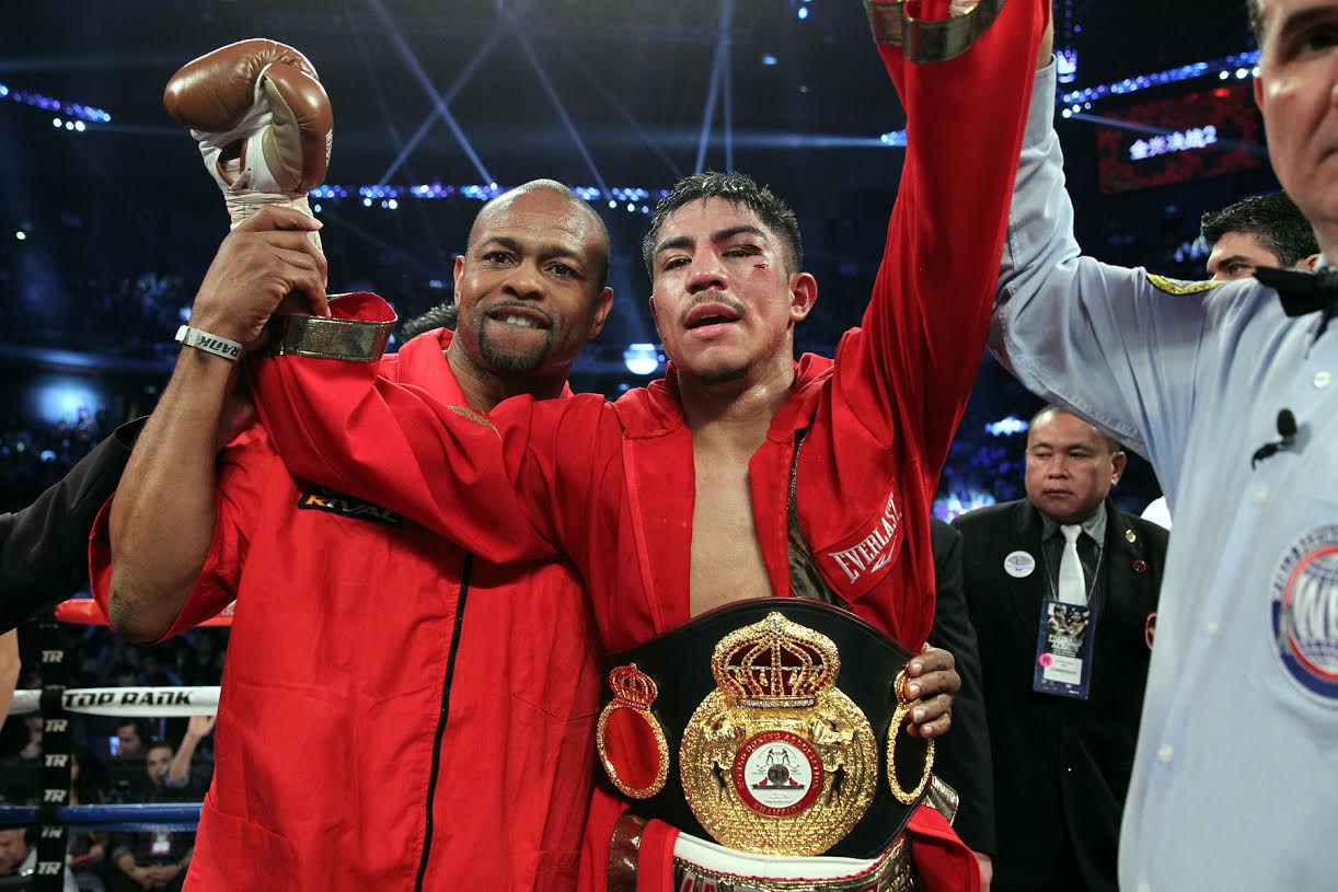 Последний бокс. Пакьяо Рой Джонс. Мэнни Пакьяо против Roy Jones. Мэнни Пакьяо и Рой Джонс. Мэнни Пакьяо и Рой Джонс плакат.