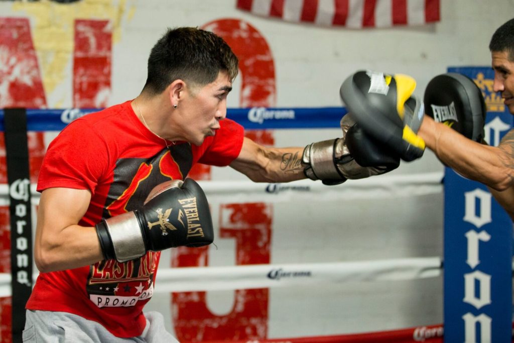 Photos & quotes: Leo Santa Cruz & Mikey Garcia LA workout session ...