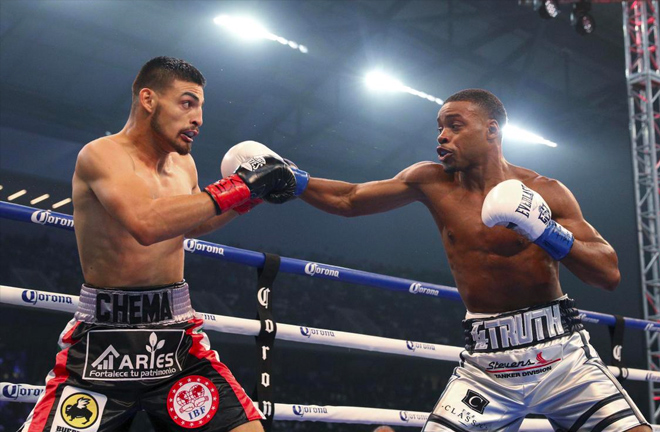 Errol Spence Jr. made light work of Carlos Ocampo to retain IBF welterweight title in Texas.