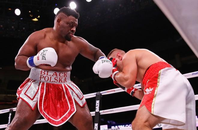 Jarrell Miller destroys Tomasz Adamek in two rounds. Photo Credit: Sport - Super Express