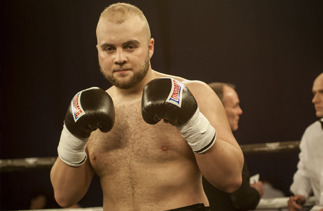 Nathan Gorman steps up in class to take on Razvan Cojanu. Photo Credit: RingNews24