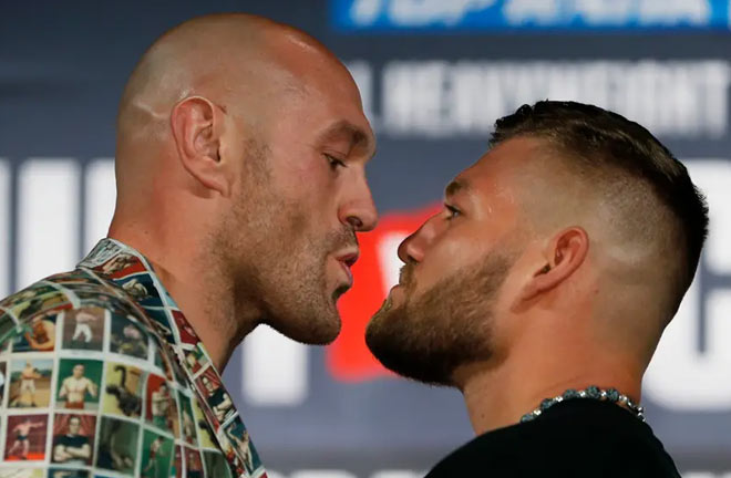 Fury-Schwarz face off. Credit:The Independent 