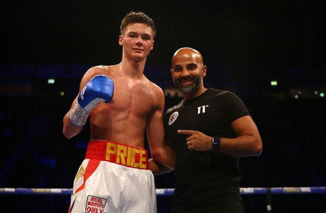 Price is guided by trainer Dave Coldwell Credit: boxingscene