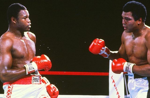 Larry Holmes taking on former sparring partner, Muhammad Ali. Photo Credit: Sports Illustrated.