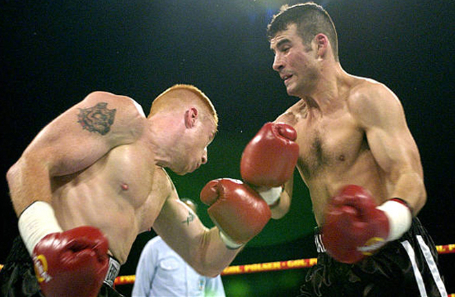 Calzaghe stormed to a fourth round stoppage of Will McIntyre on the undercard of Mike Tyson-Brian Nielsen Photo Credit: boxinghalloffame.com