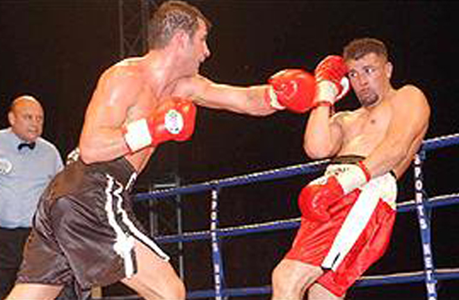 Calzaghe defended his belt for an 11th time against Miguel Ángel Jiménez Photo Credit: BBC Sport