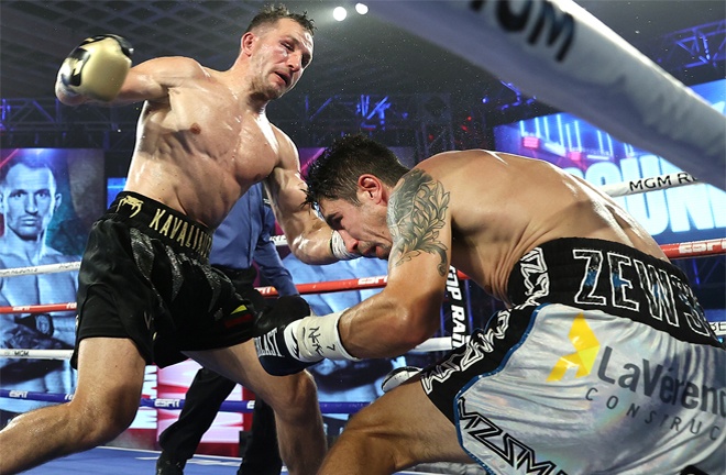 'Mean Machine' had Zewski down twice in the sixth and seventh rounds respectively Photo Credit: Mikey Williams / Top Rank