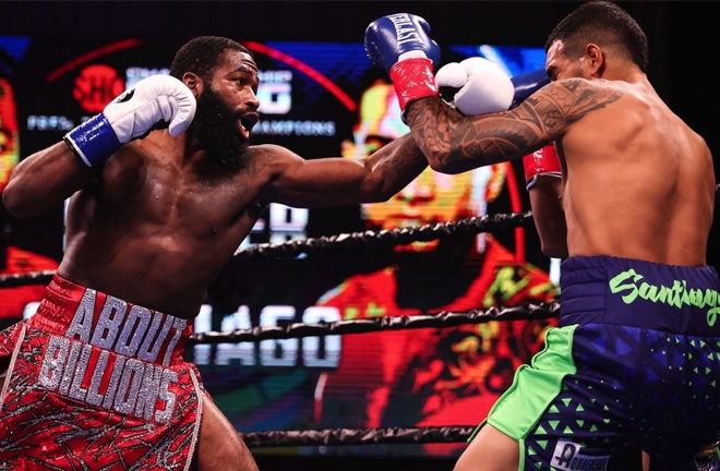 Broner stepped on the gas in the later rounds Photo Credit: Amanda Westcott/SHOWTIME