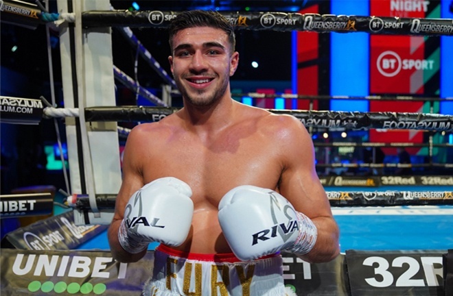 Tommy Fury has amassed five straight professional victories Photo Credit: Round ‘N’ Bout Media/Queensberry Promotions
