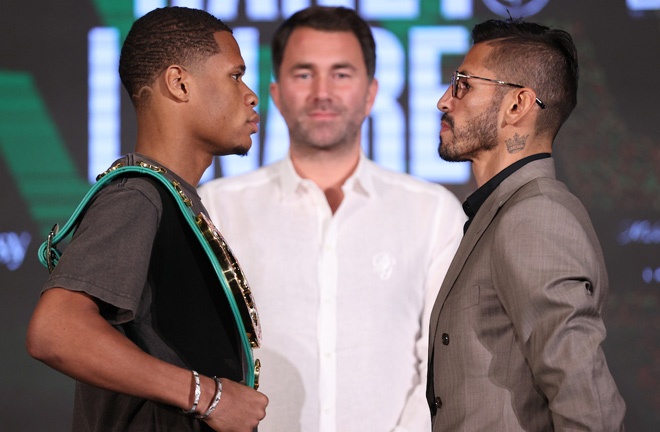 Haney and Linares came face to face at Thursday's news conference.  Photo: Ed Mulholland/Matchroom