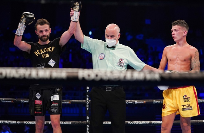 Chris Bourke overcame James Beech Jr over the distance to retain his WBC International super bantamweight title Photo Credit: Queensberry Promotions