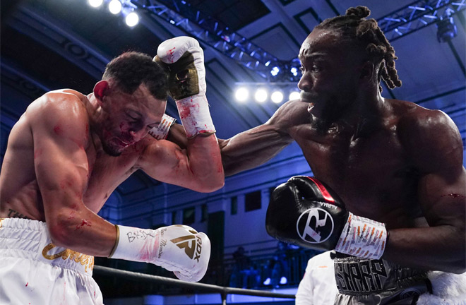 Bentley stopped Morrison in four rounds Photo Credit: Queensberry Promotions