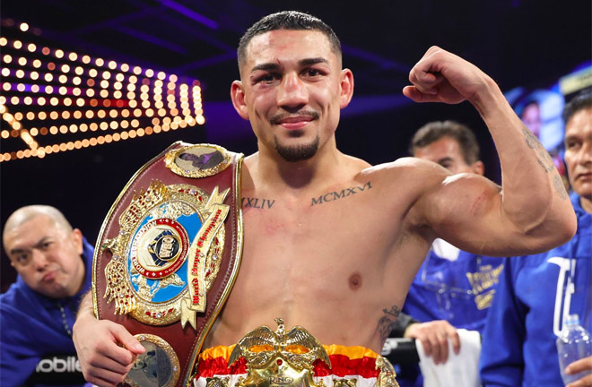 Lopez ripped away Taylor's WBO title Photo Credit: Mikey Williams/Top Rank Inc via Getty Images