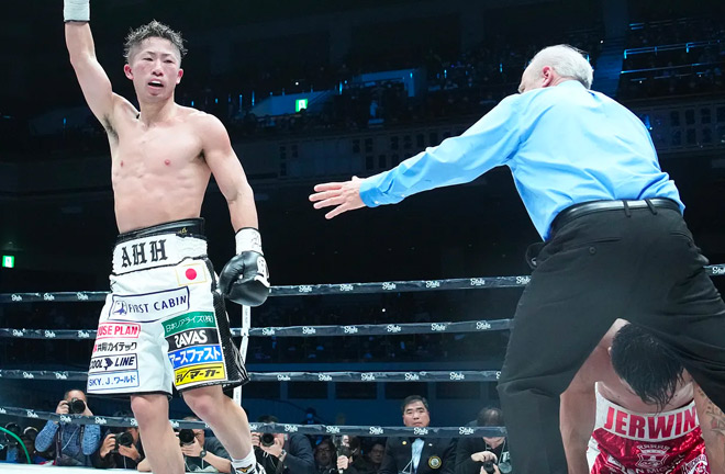 Takuma Inoue knocked out Jerwin Ancajas with a brutal body to retain his WBA bantamweight strap Photo Credit: Naoki Fukuda / Top Rank