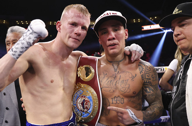 Valdez and Wilson embrace and show respect post-fight Photo Credit: Mikey Williams/Top Rank