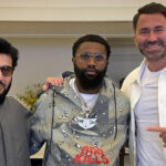 Ennis alongside His Excellency Turki Alalshikh (L) and Eddie Hearn (R) Photo Credit: TURKI ALALSHIKH Twitter