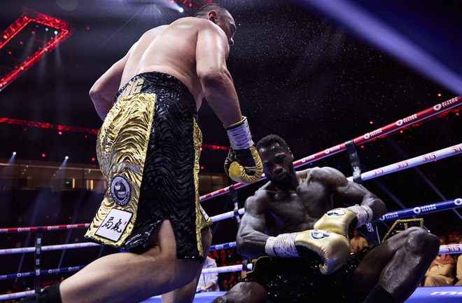 Zhang stopped Wilder in five rounds.  Photo: Mark Robinson/Matchroom Boxing