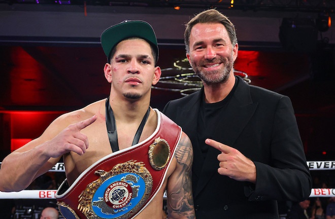 Hearn pushes for Berlanga to face Alvarez Photo Credit: Ed Mulholland/Matchroom