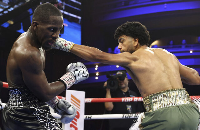 Raymond Muratalla overcame Tevin Farmer with a unanimous decision victory in Las Vegas Photo Credit: Top Rank