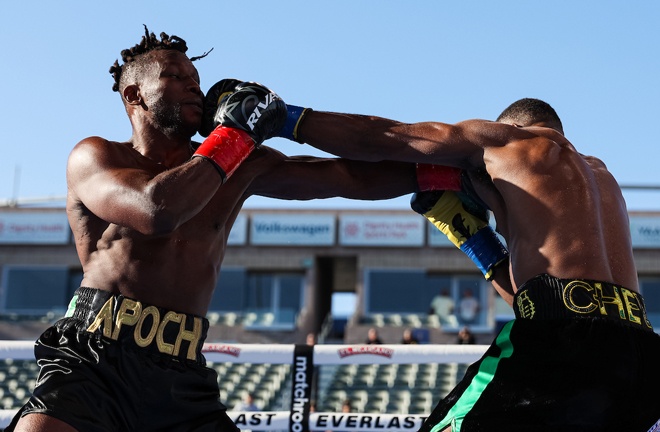 Clarke was pushed to the end by Apochi (Photo: Michael Owens, Matchroom)