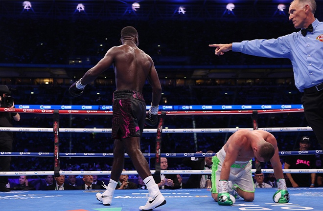 Buatsi dropped Hutchinson twice (Photo credit: Mark Robinson Matchroom Boxing)