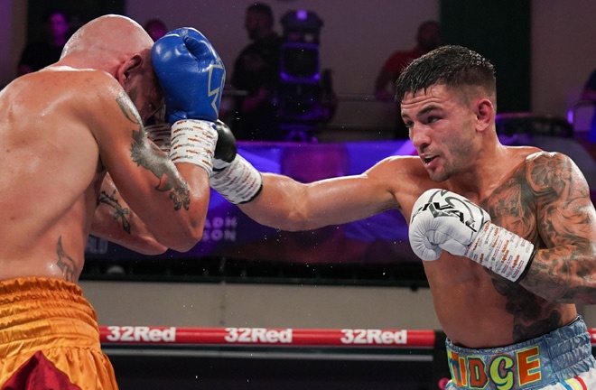 Noakes managed to break down Ceglia before he withdrew from battle Photo Credit: Stephen Dunkley/Queensberry Promotions