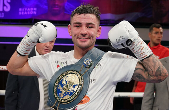 Sam Noakes retained his European lightweight title with an eighth round retirement win over Gianluca Ceglia at York Hall on Friday Photo Credit: Stephen Dunkley/Queensberry Promotions