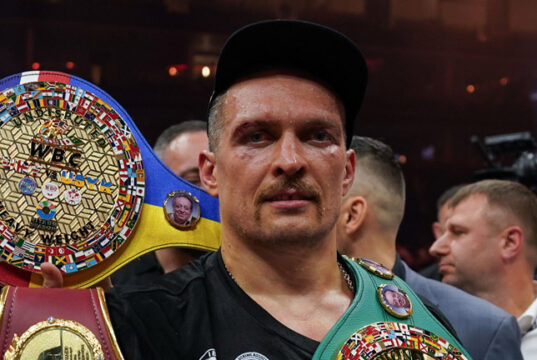 Usyk's promoter believes there is one meaningful fight left Photo Credit: Stephen Dunkley/Queensberry Promotions