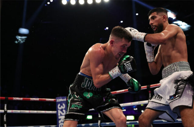 Shabaz Masoud beats Liam Davies on a split decision to become the new IBO super bantamweight belt. Photo Credit: Queensberry Promotions.