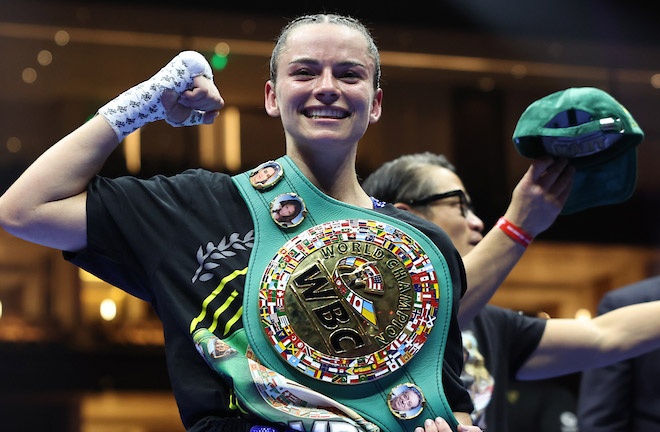 Nicolson retained her WBC featherweight world title Photo Credit: Leigh Dawney/Queensberry Promotions