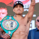 Barrios makes a first defence of his WBC welterweight world title against Ramos Photo Credit: Esther Lin/Premier Boxing Champions