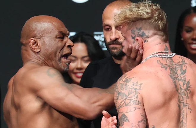 Mike Tyson punched Jake Paul after yesterday's weigh-in (photo: Kevin Jairaj, Imagn Images)